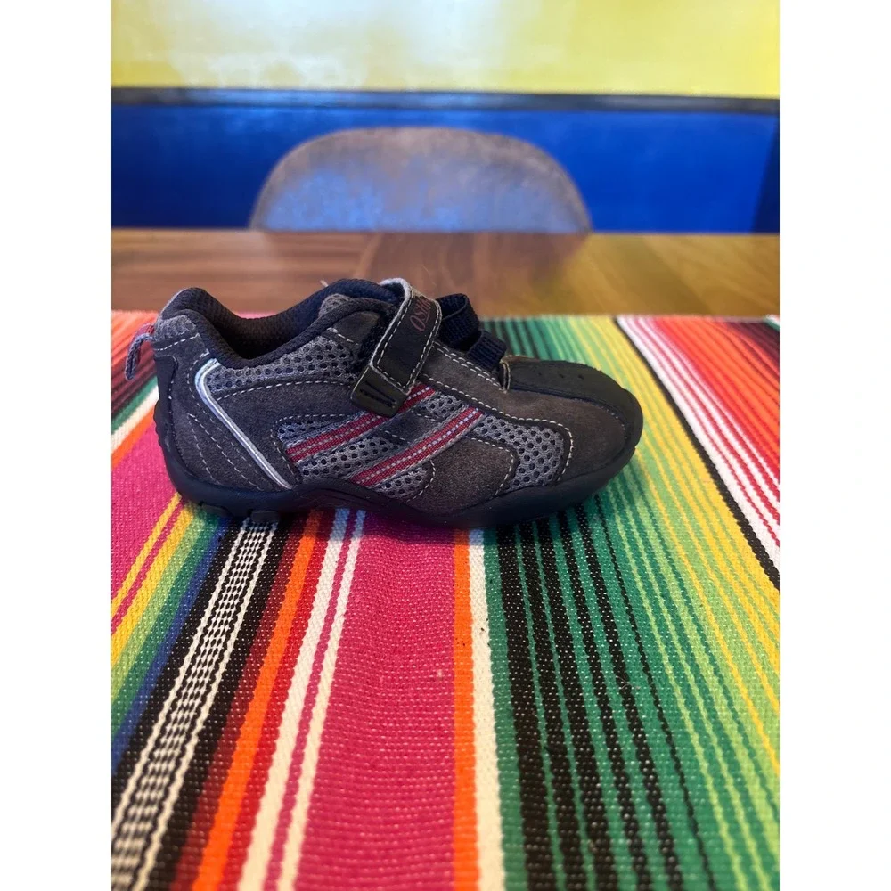OshKosh Bgosh Toddler Boys Gray Black Red Mesh Hook Loop Sneakers Size 7